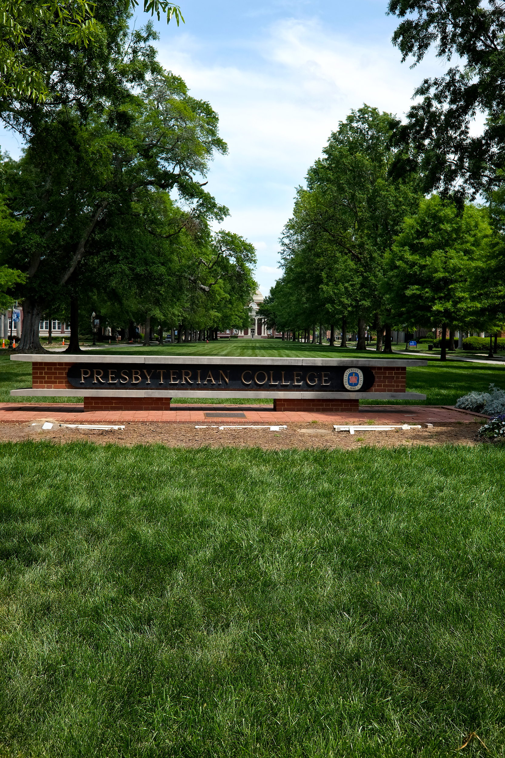Small Town, Big Charm: Your Perfect Day in Laurens, South Carolina Presbyterian College
